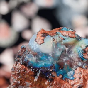 Read more about the article An In-Depth Guide to Boulder Opals: Australia’s Unique Gemstone