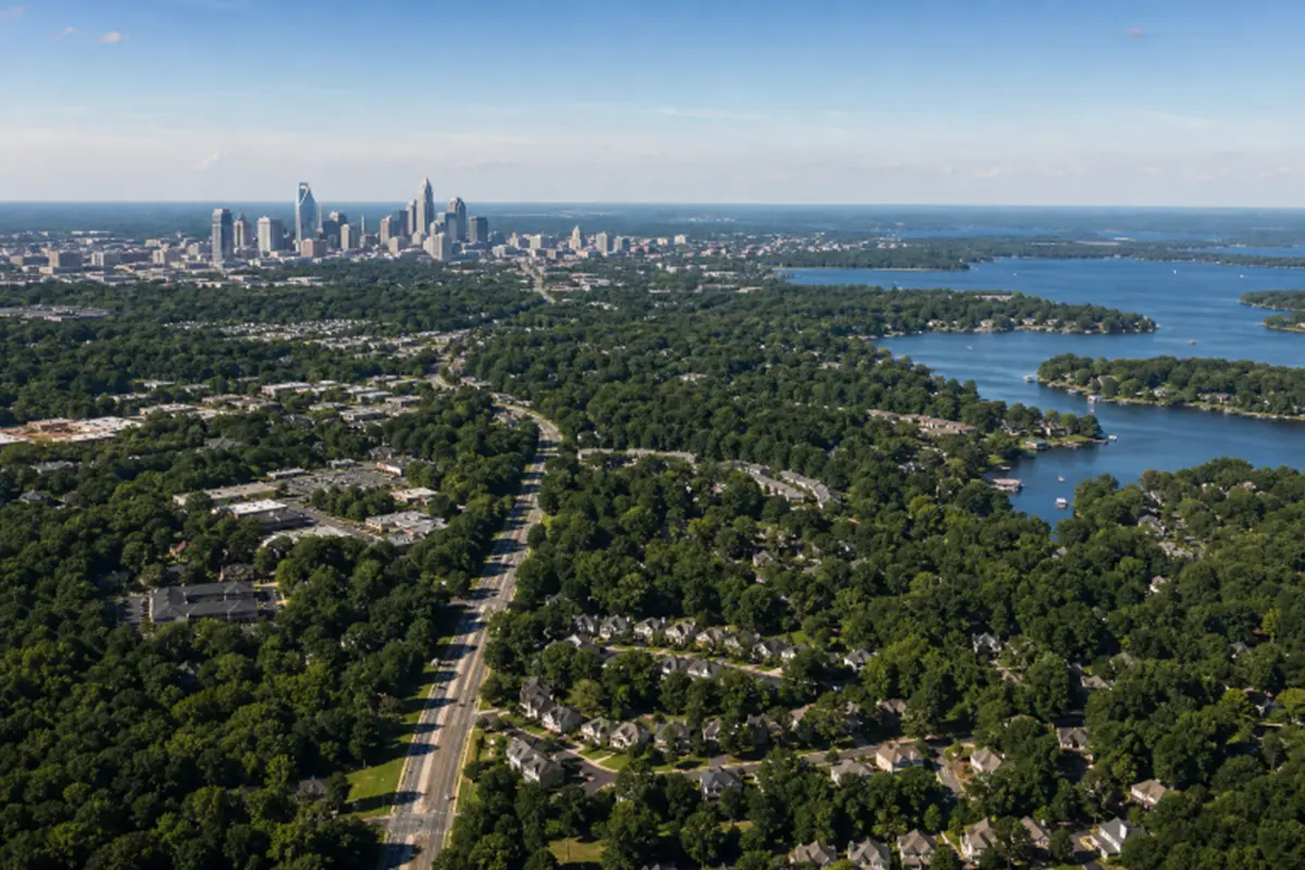 Read more about the article How to Compare Charlotte and Lake Norman Neighborhoods Before Buying a Home