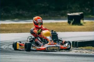 Read more about the article Miami’s Racing Culture: How Local Stores Are Building the Next Generation of Motorsport Enthusiasts