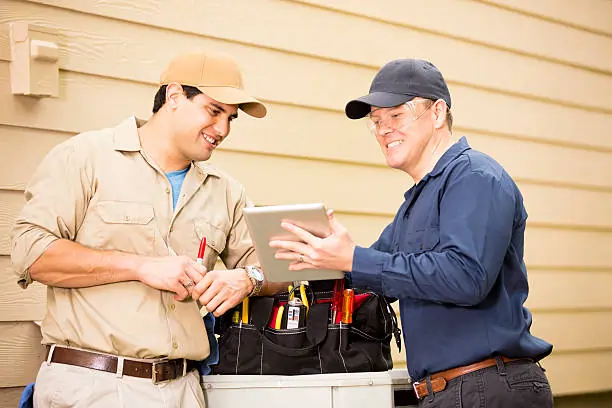 What Should Homeowners Know Before Hiring an HVAC Contractor for System Replacement?