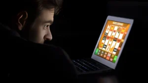 Read more about the article How to Play Online Slot Safely from the Start