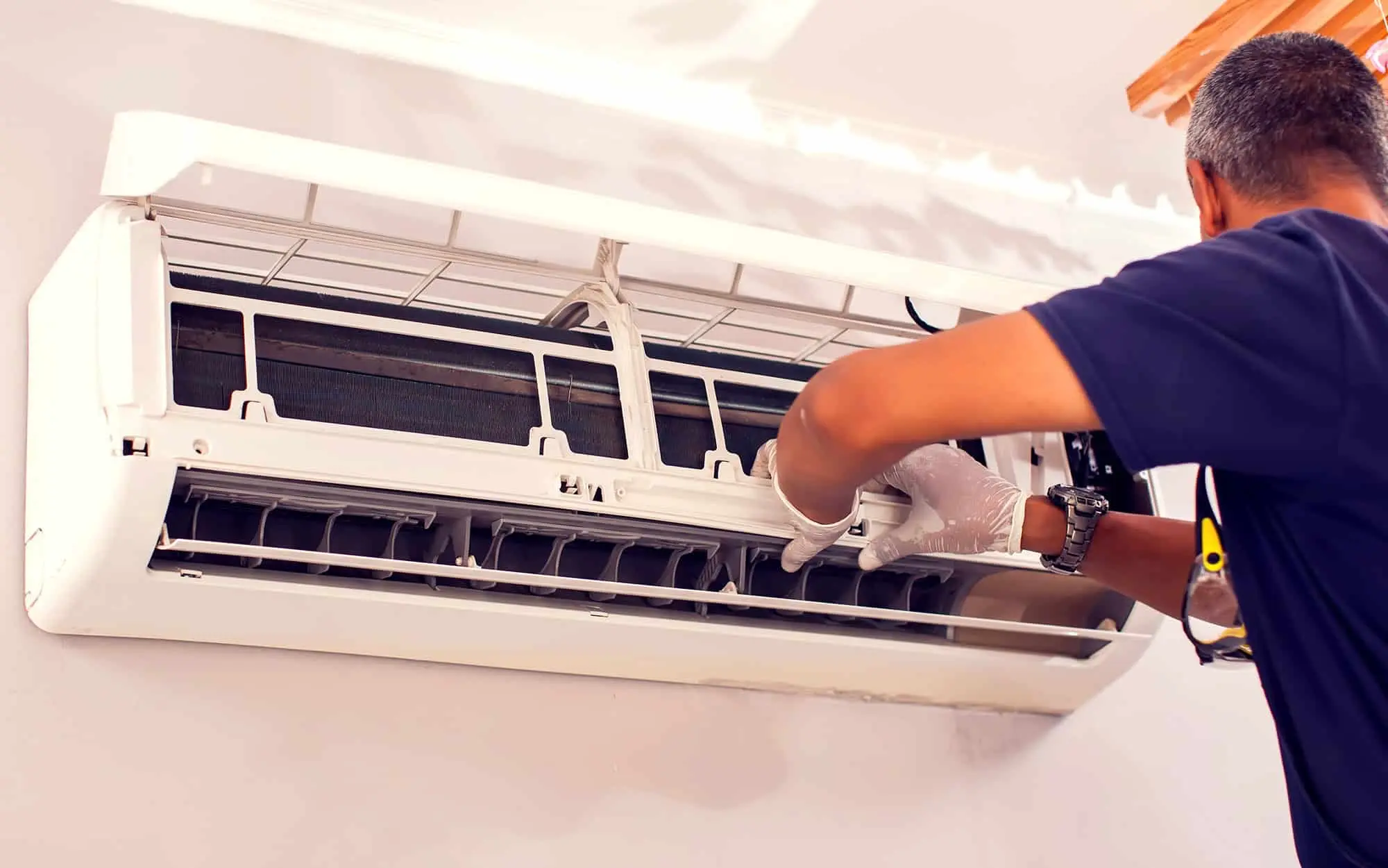 Read more about the article What are some AC Repair Warning Signs Homeowners Often Ignore Until the System Stops Working?