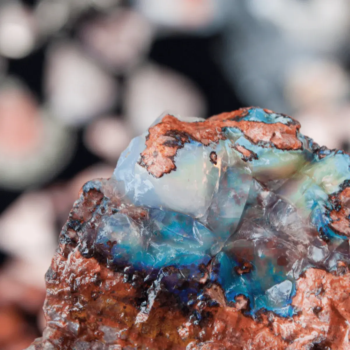 Read more about the article An In-Depth Guide to Boulder Opals: Australia’s Unique Gemstone