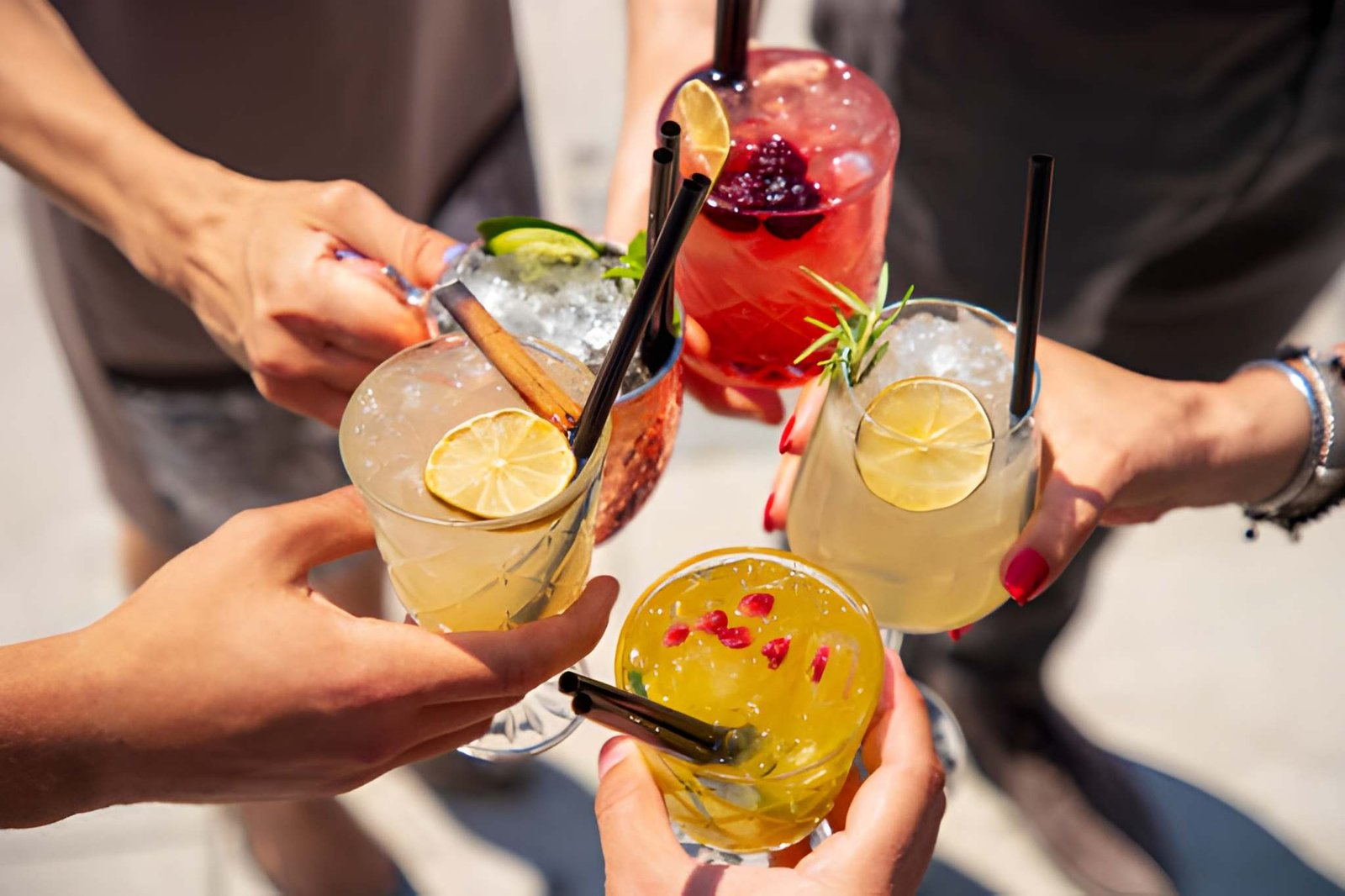 Read more about the article The Ultimate Guide to Unique Cocktail Bars and the Icebar
